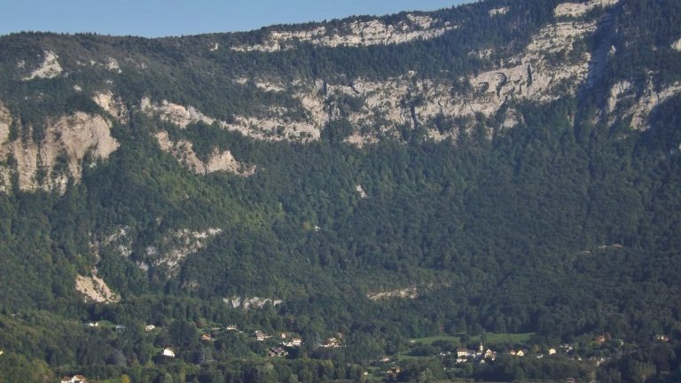 Paddle sur le lac d Aiguebelette : droit de navigation, accès et sécurité
